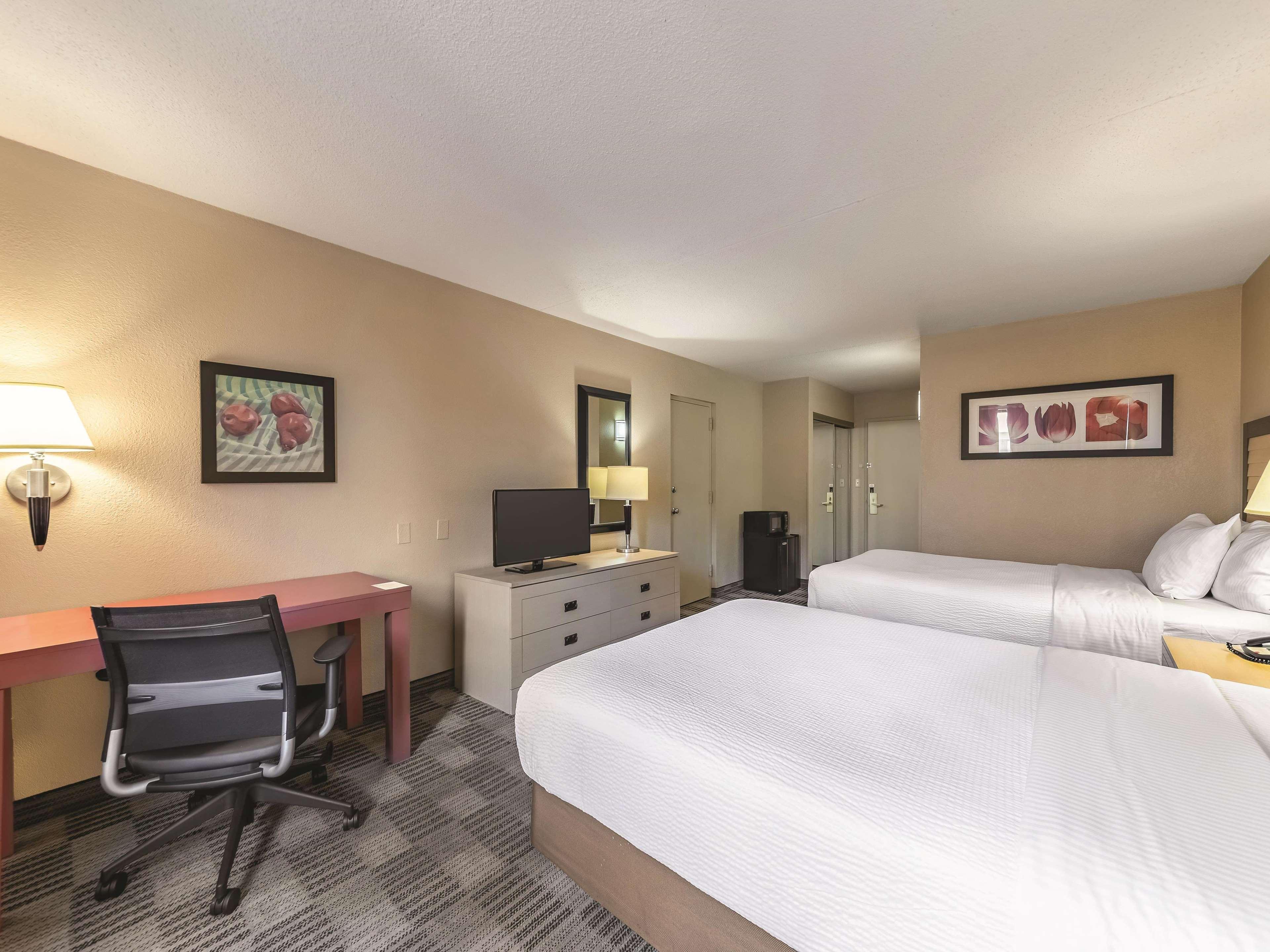 Ramada Inn By Wyndham Fairfield Nj Luaran gambar