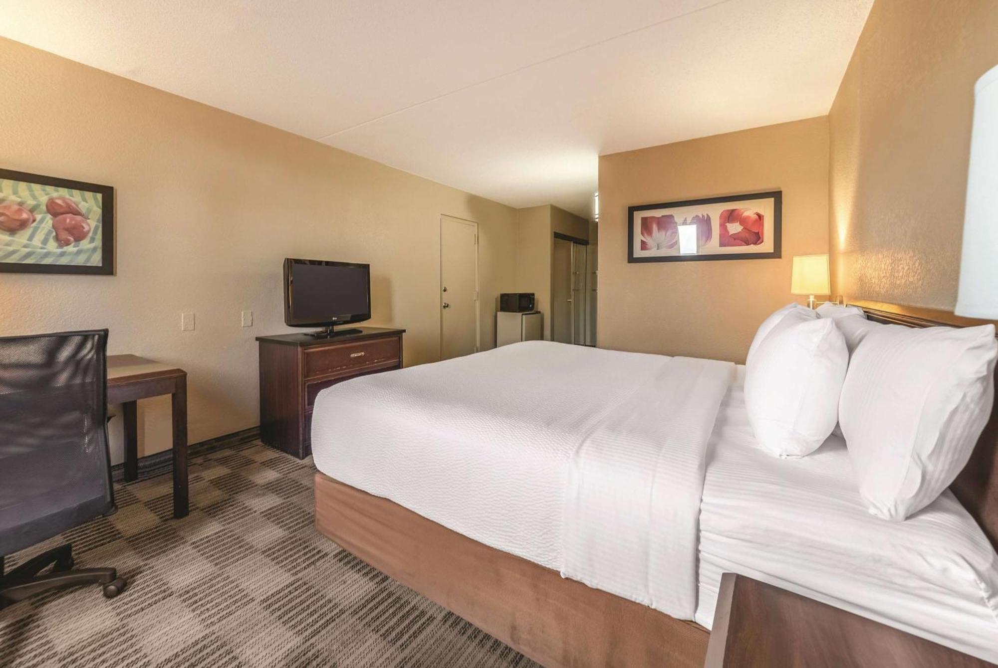 Ramada Inn By Wyndham Fairfield Nj Luaran gambar