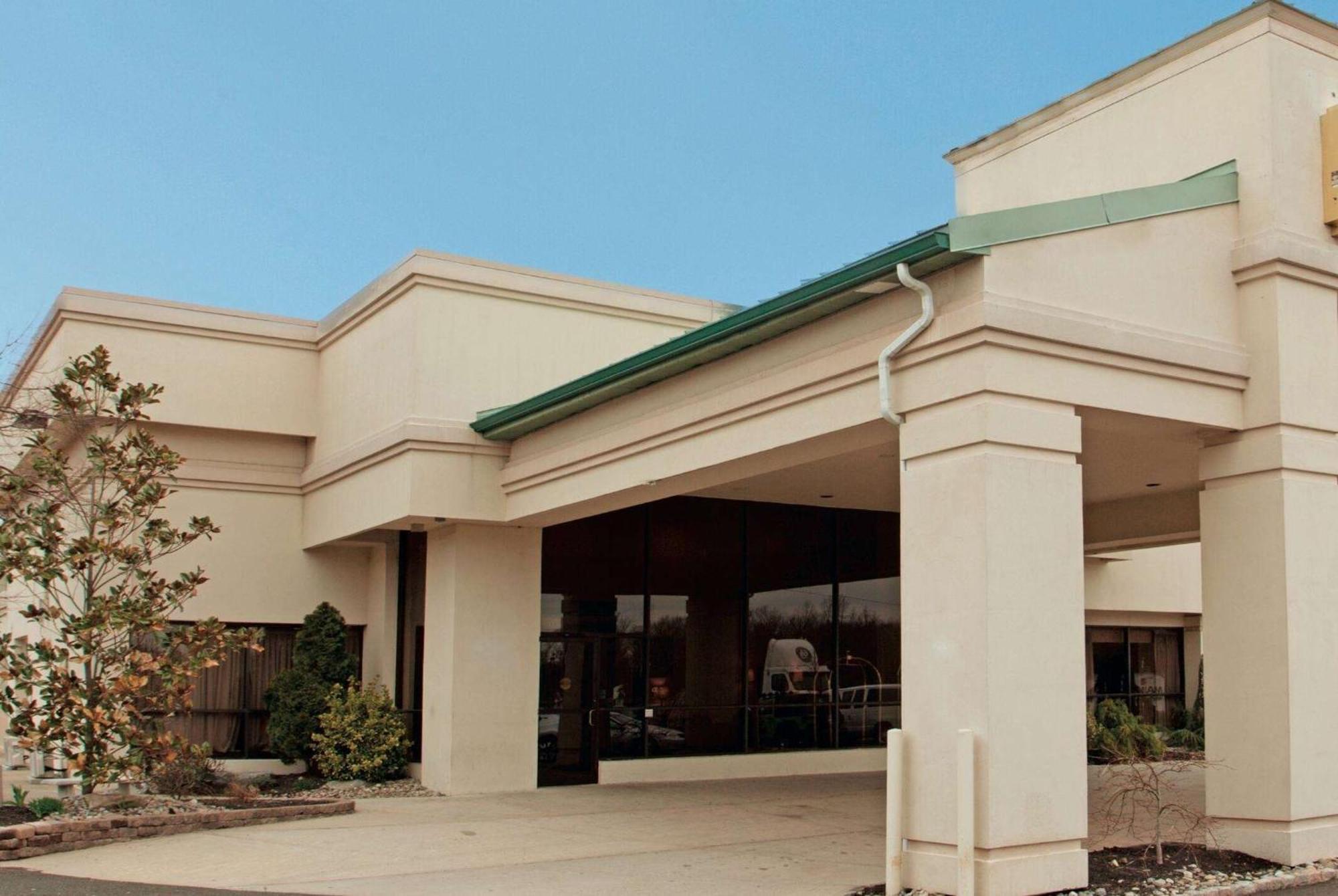 Ramada Inn By Wyndham Fairfield Nj Luaran gambar