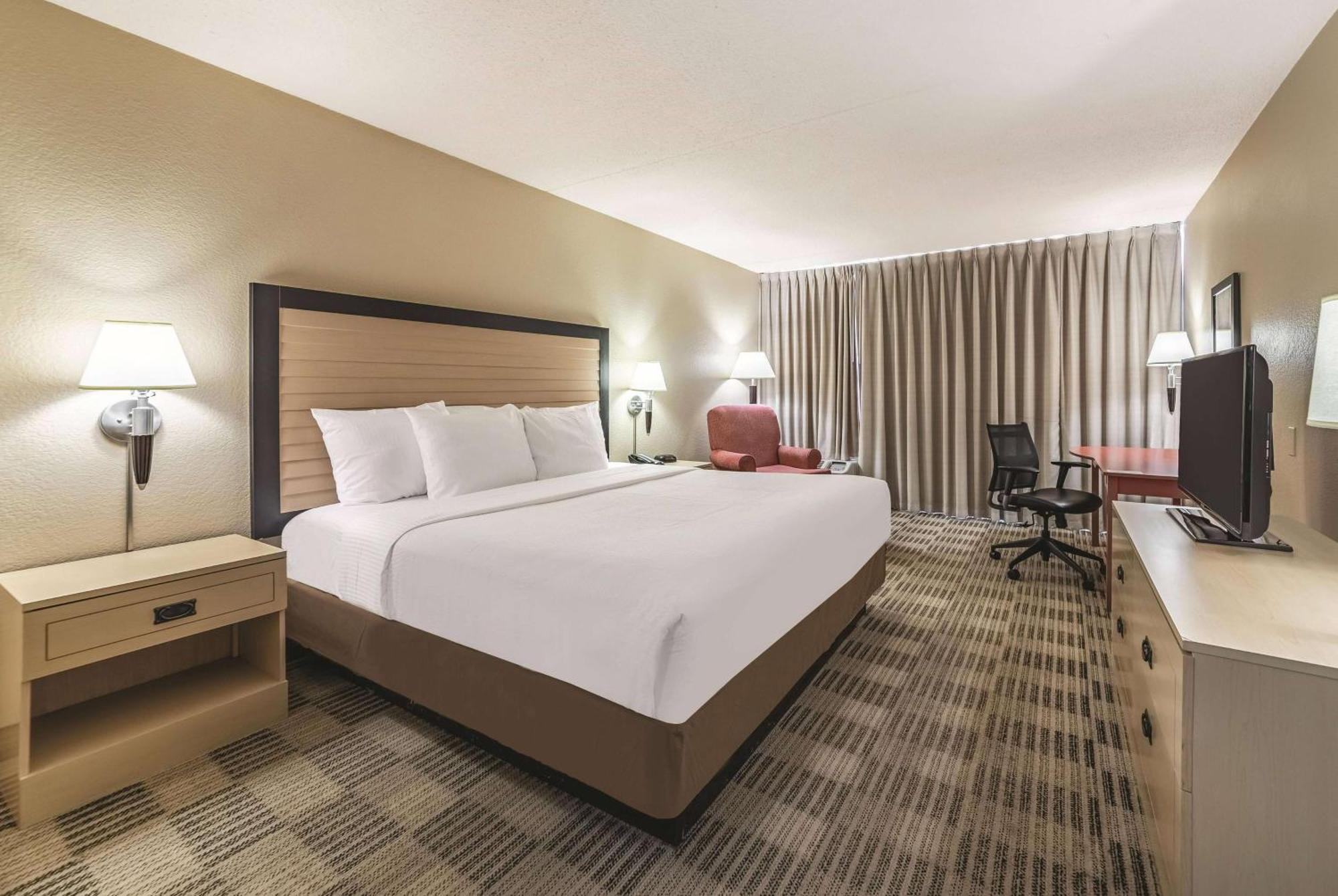 Ramada Inn By Wyndham Fairfield Nj Luaran gambar